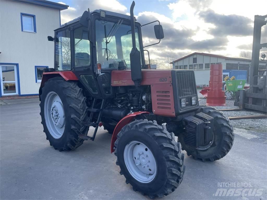Belarus MTS 820 Traktori