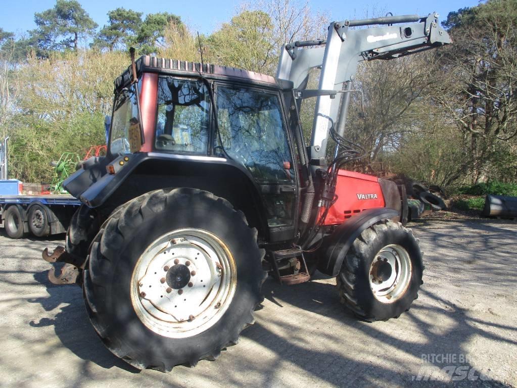 Valtra 6350 Traktori