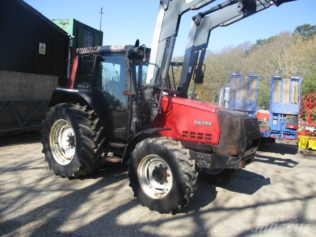 Valtra 6350 Traktori