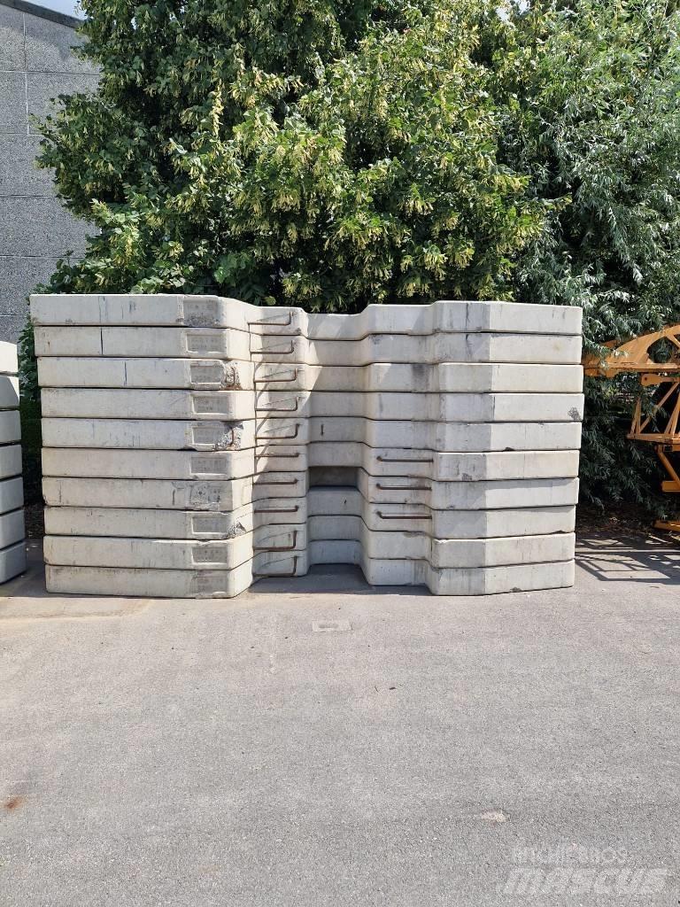 Potain IGO T 85 A Prenosni kranovi