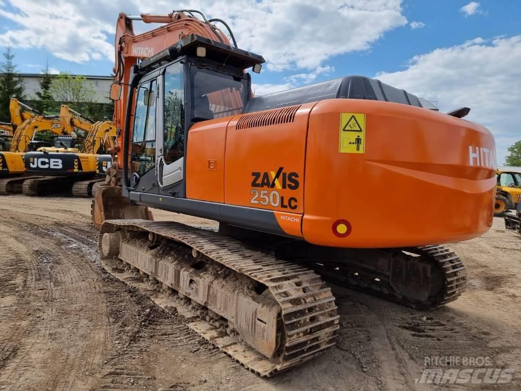 Hitachi ZX 250 LC-3 Bageri guseničari