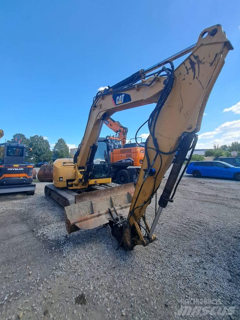 CAT 308 D Midi bageri 7t – 12t