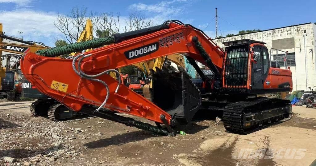Doosan DX340 Bageri guseničari