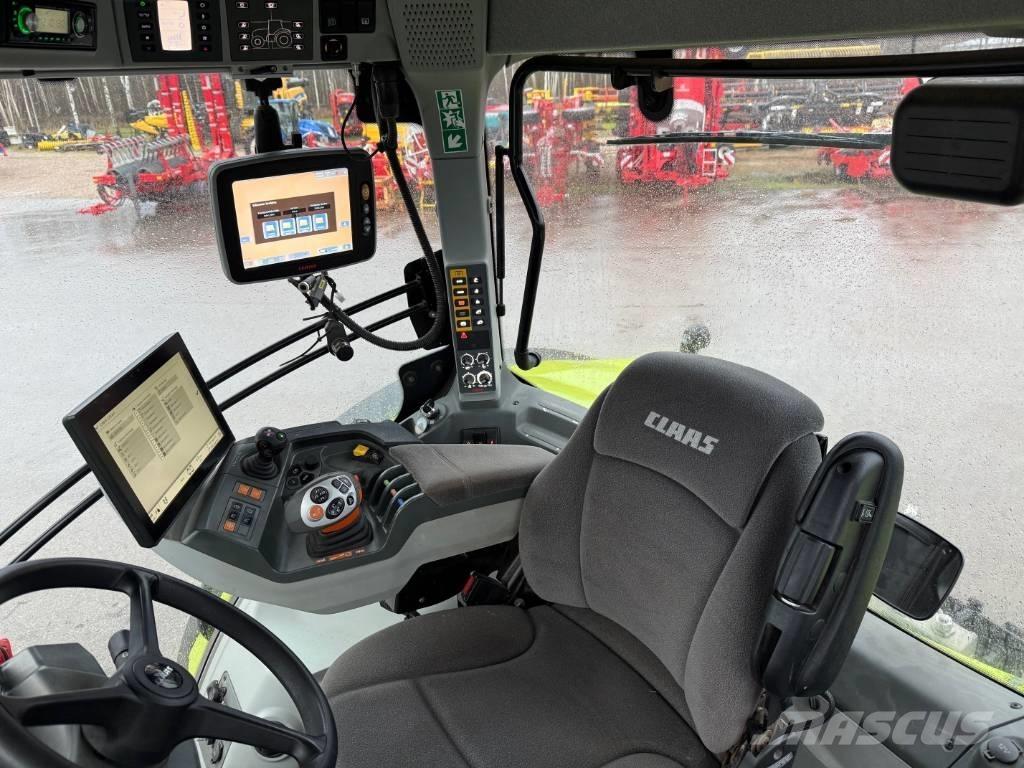 CLAAS Axion 850 Traktori