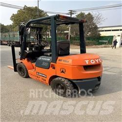 Toyota 02-7 FD F 30 Dizelski viljuškari