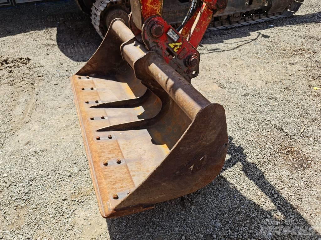 Komatsu PC 138-8 Bageri guseničari