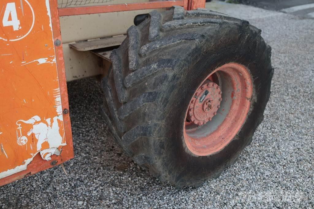 JLG 40RTS Makazaste platforme