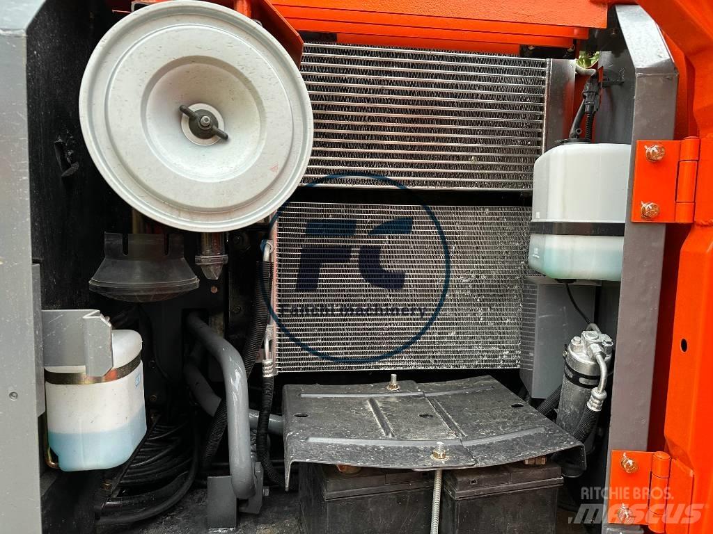 Hitachi ZX 120 Bageri guseničari