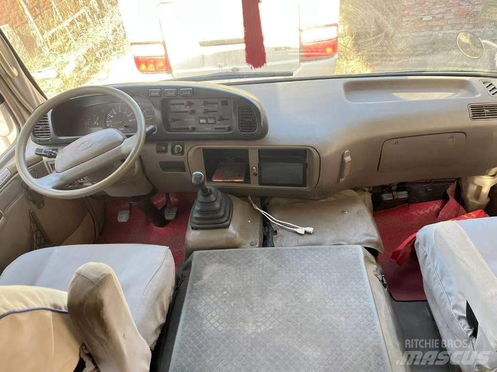 Toyota Coaster Međugradski autobusi