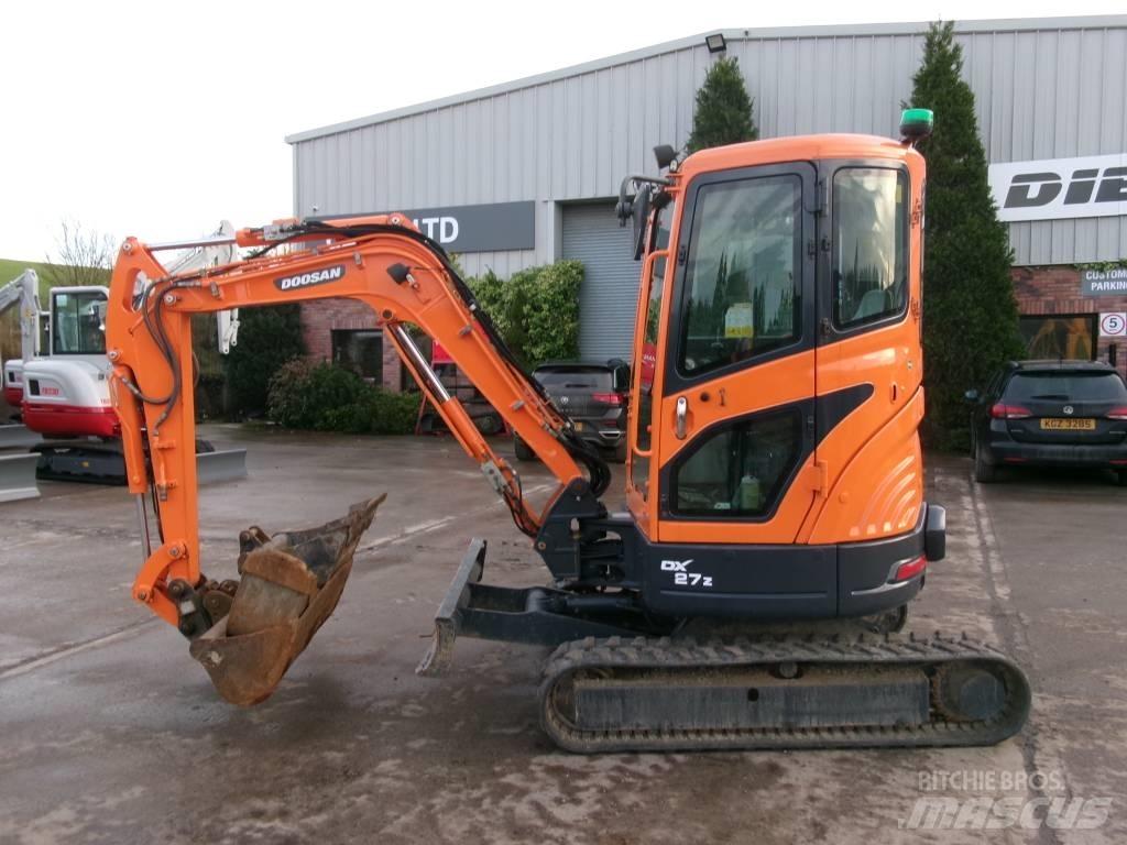 Doosan DX 27 Z Mini bageri < 7t