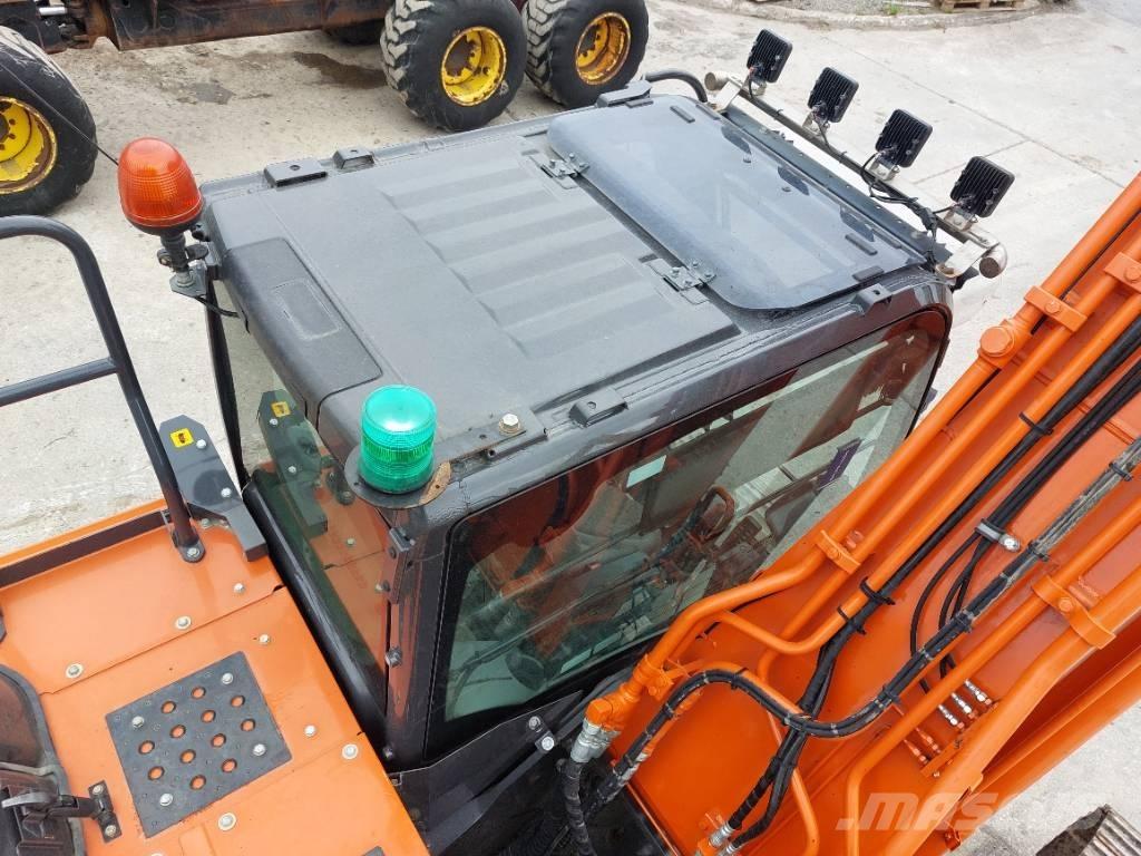 Hitachi ZX210LC-6 Bageri guseničari