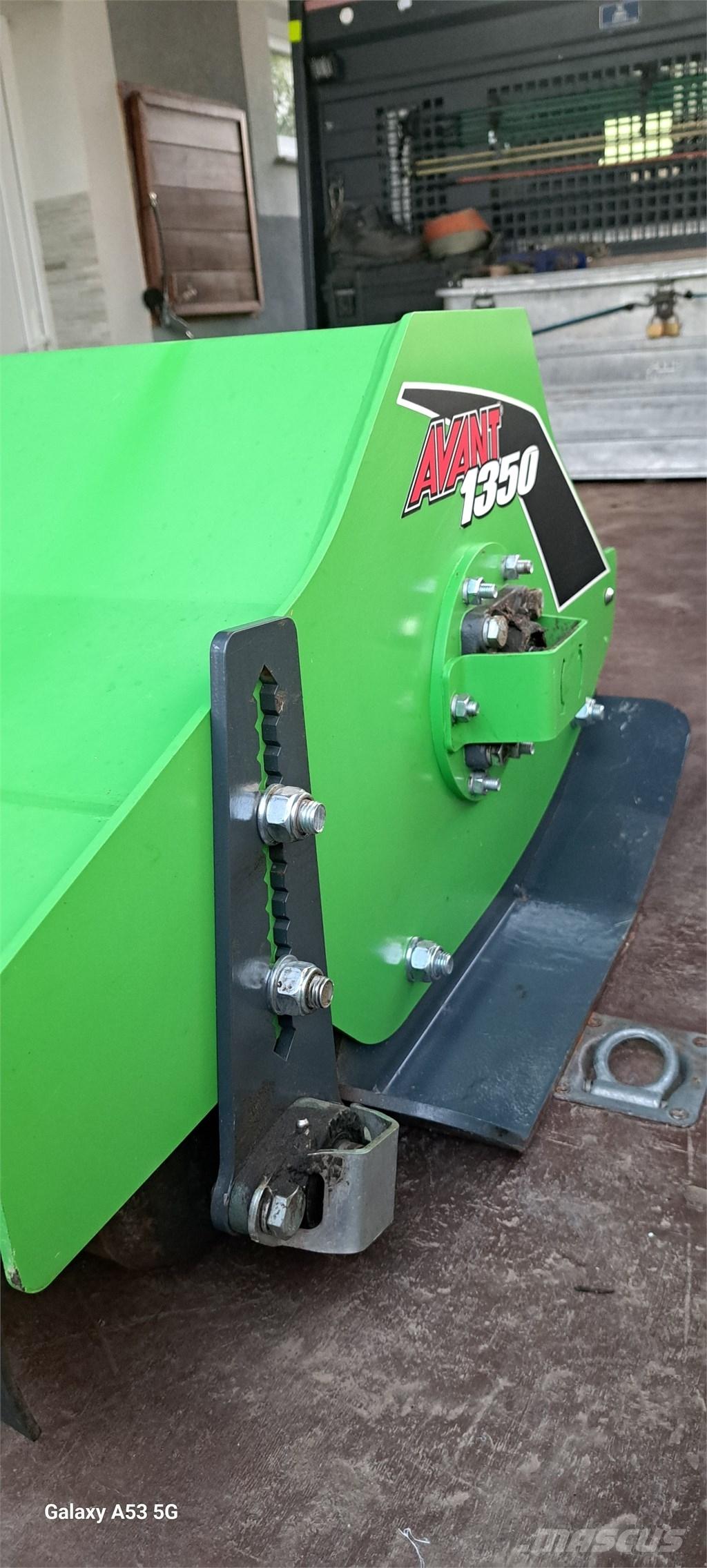Avant 1350 Mower Ostale komponente za građevinarstvo