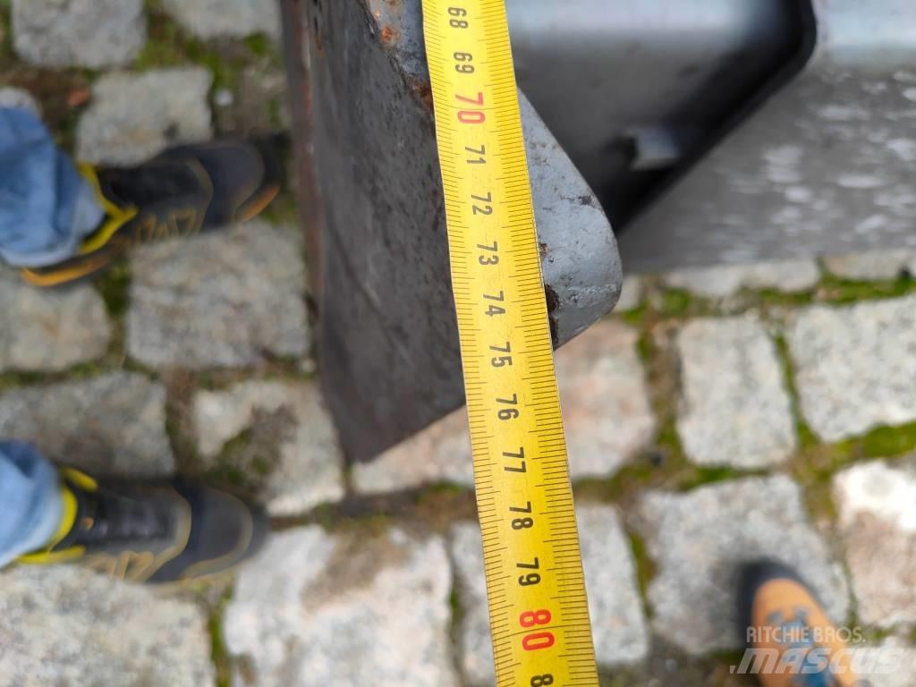 MEKA Hydraulic legs Ostala oprema i komponente
