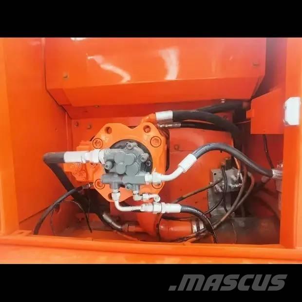 Doosan DX 225 LC Bageri guseničari