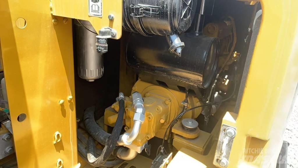 CAT 306 Bageri guseničari