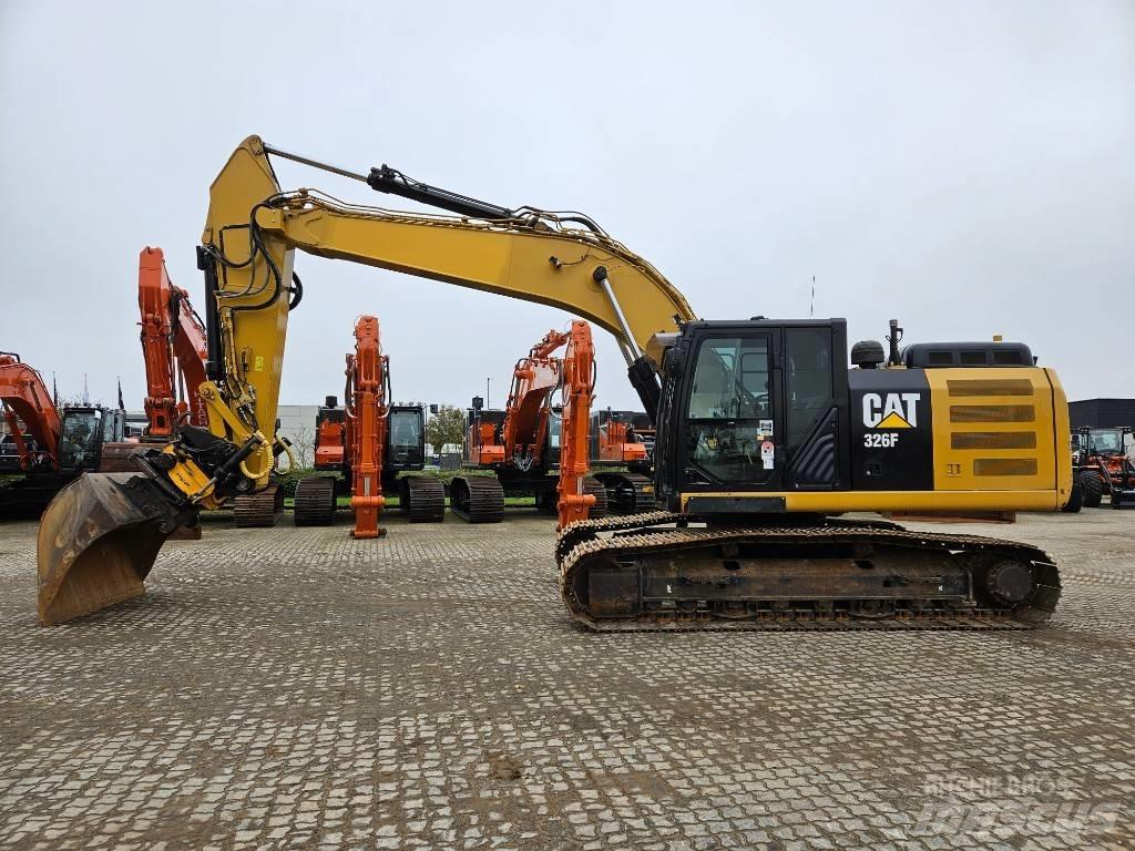 CAT 326 F L Bageri guseničari