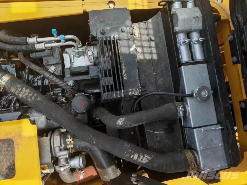 Komatsu PC 130 LC-7 Bageri guseničari