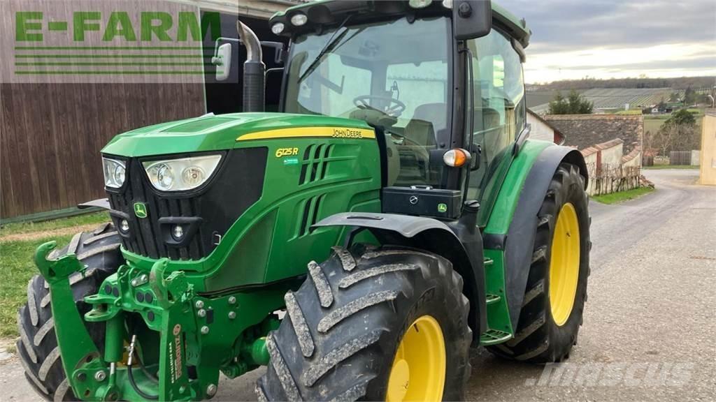 John Deere 6125R Traktori