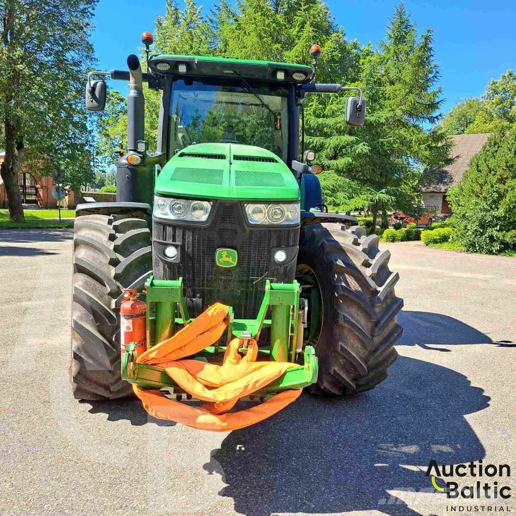 John Deere 8370 R Traktori