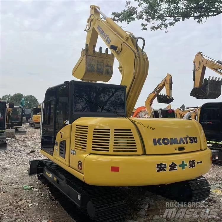 Komatsu 70-8 Bageri guseničari