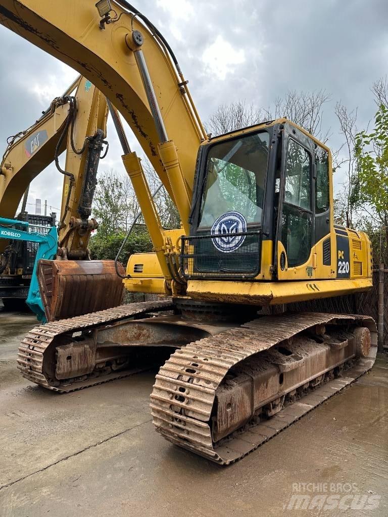Komatsu PC 220-8 Bageri guseničari