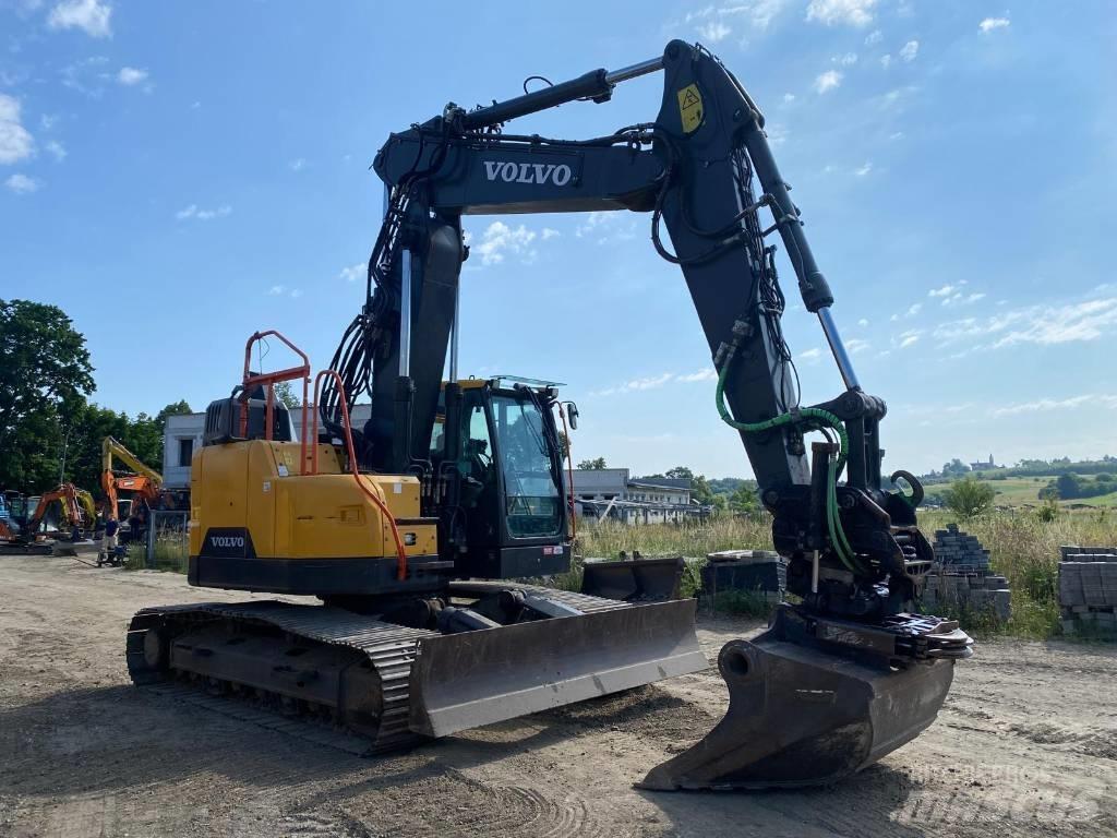 Volvo ECR 235 Bageri guseničari