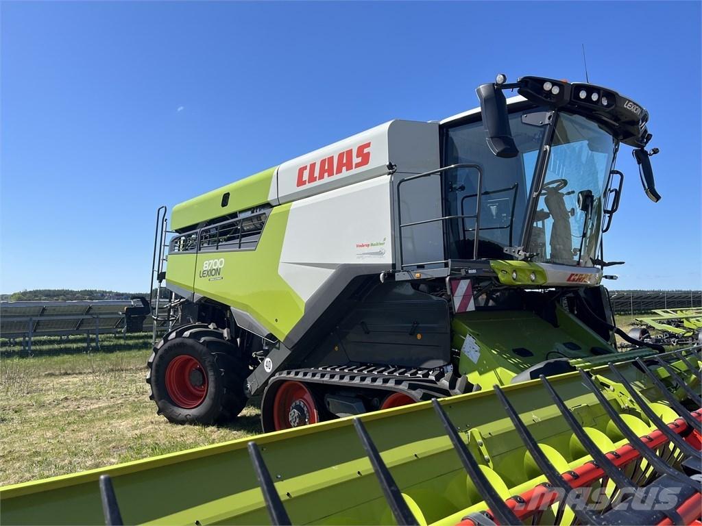 CLAAS Lexion 8700TT Kombajni