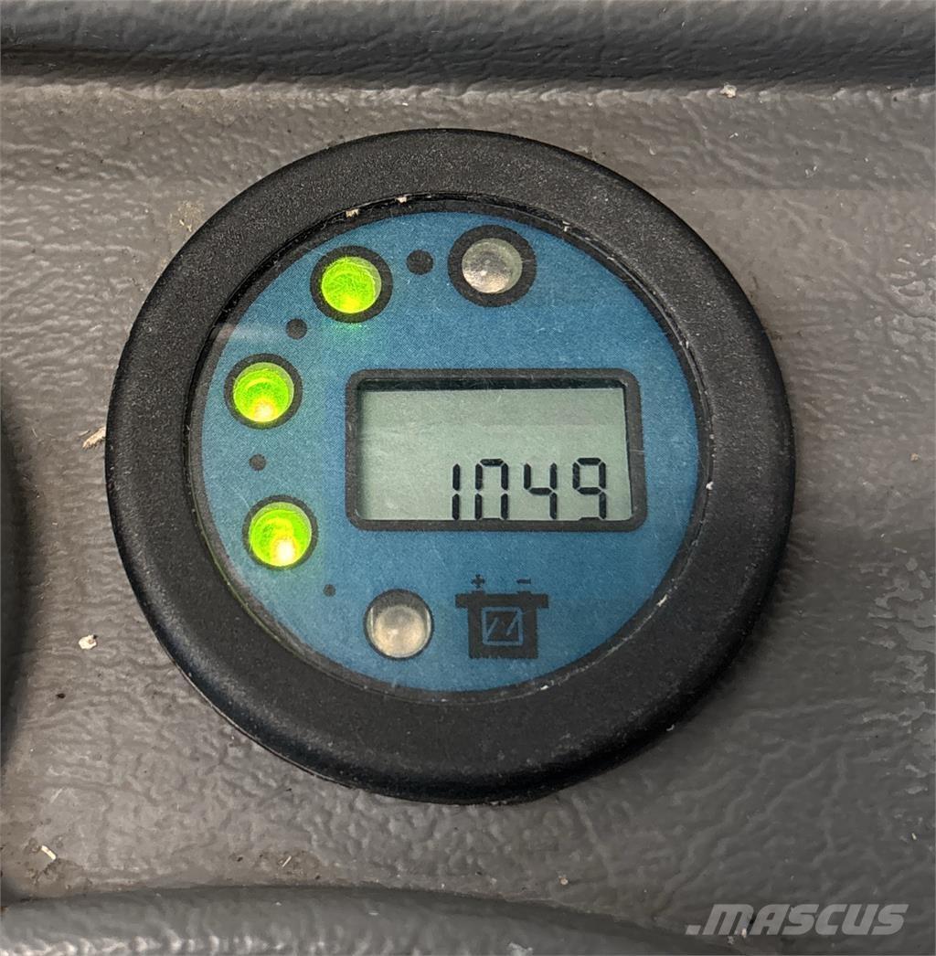 Atlet A160 Samopogonski ručni viljuškari