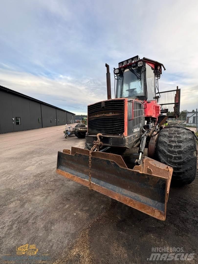 Valmet 890.3 Forvarderi