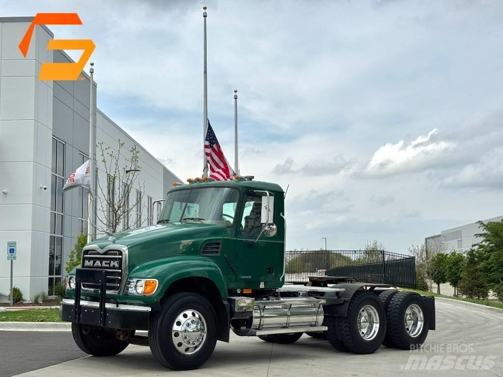 Mack Granite CV713 Tegljači
