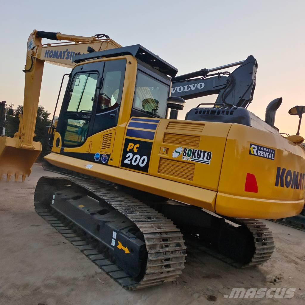 Komatsu PC 200-8 Bageri guseničari