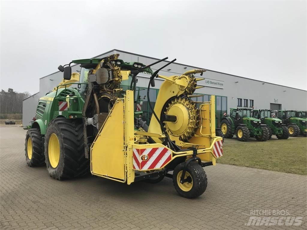 John Deere 8600 Mašine za stočnu hranu sa sopstvenim pogonom