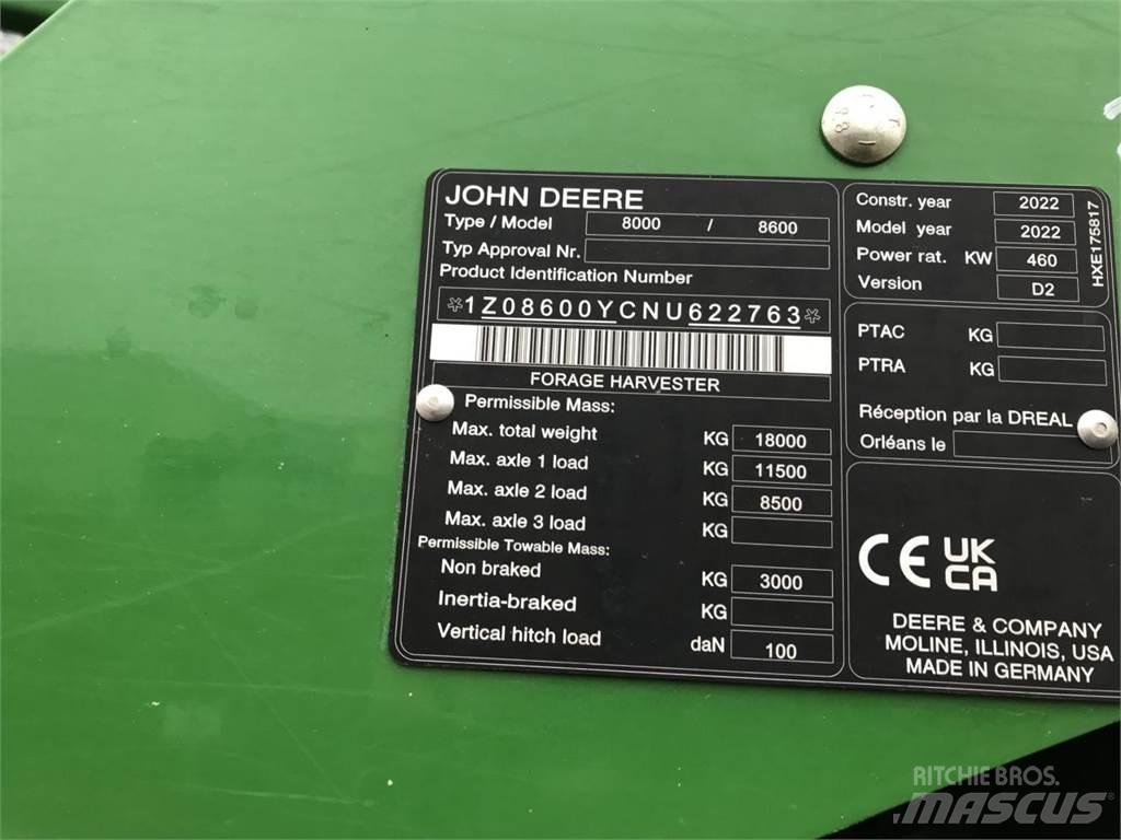 John Deere 8600 Mašine za stočnu hranu sa sopstvenim pogonom