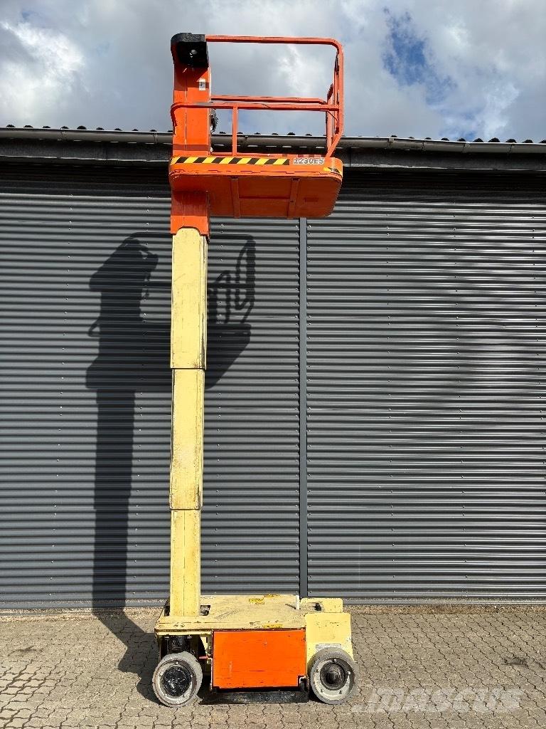 JLG 1230 ES Jarbolne penjajuće platforme