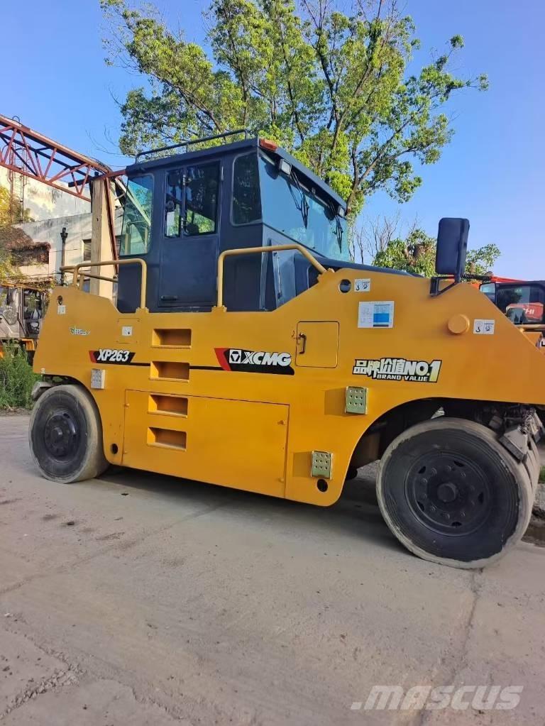 XCMG XP 263 Gumeni valjci na točkovima