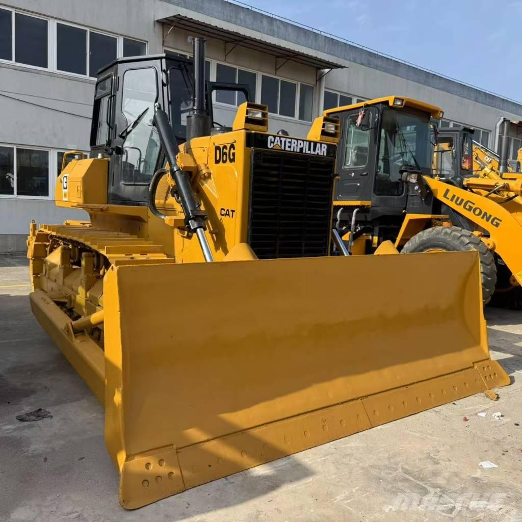 CAT D 6 G Buldožeri guseničari