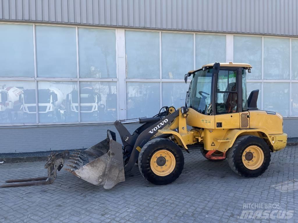 Volvo L 30 G     2018     CE Utovarivači na točkove