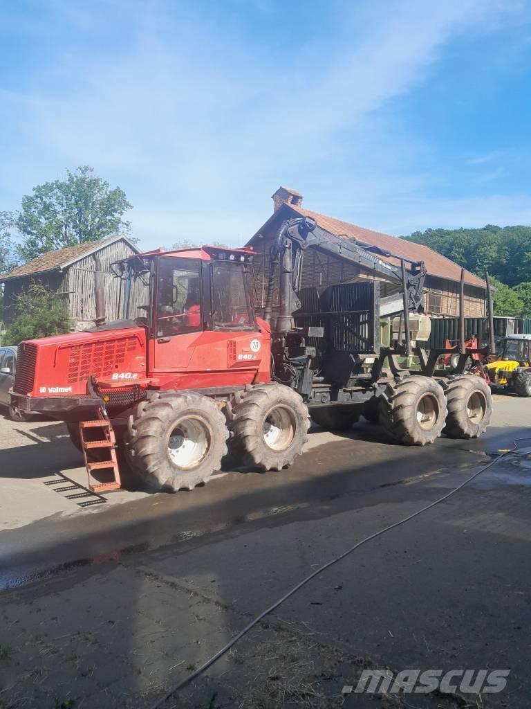 Valmet 840.2 Forvarderi