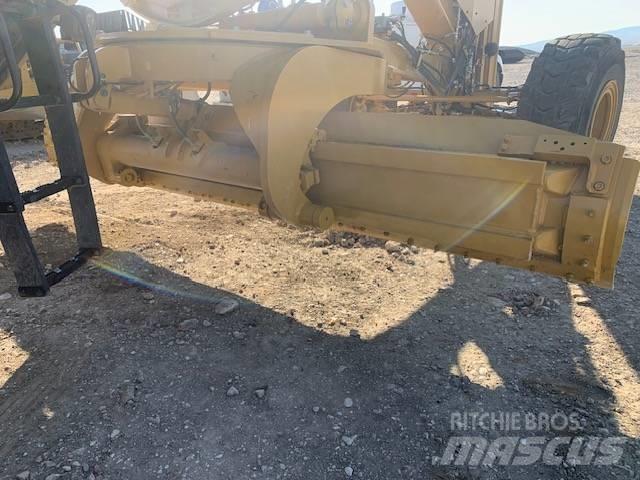 CAT 16 Grejderi