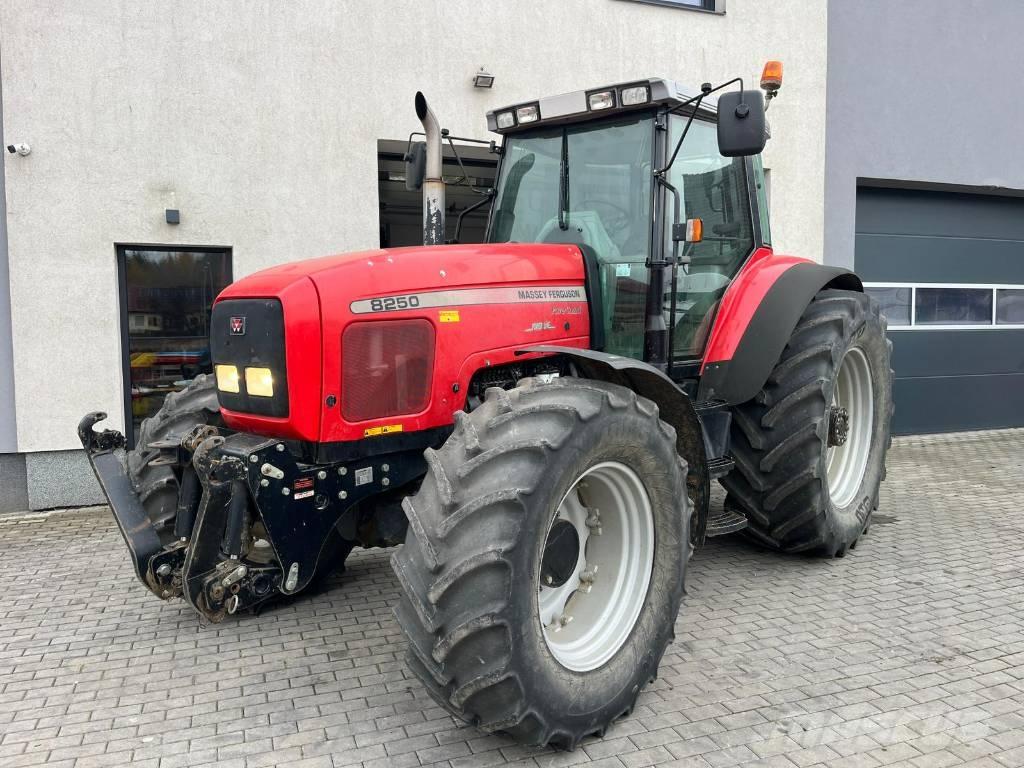 Massey Ferguson 8250 Traktori
