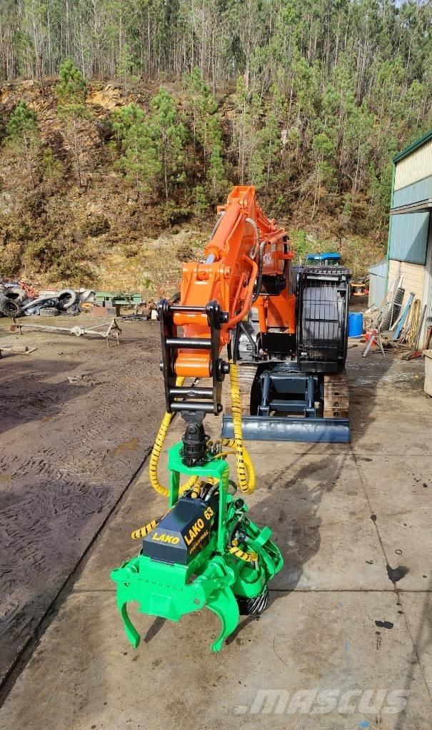 Hitachi ZX 210 Bageri guseničari