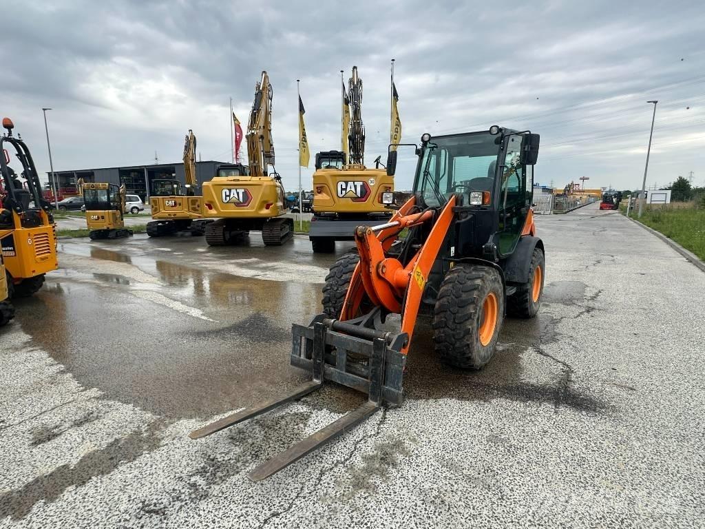 Komatsu WA 70 Utovarivači na točkove