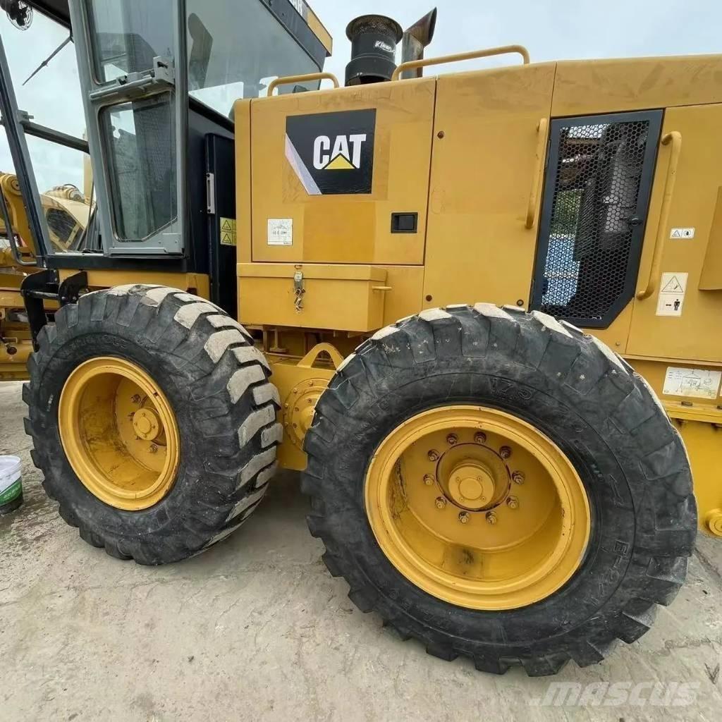 CAT 140K Grejderi