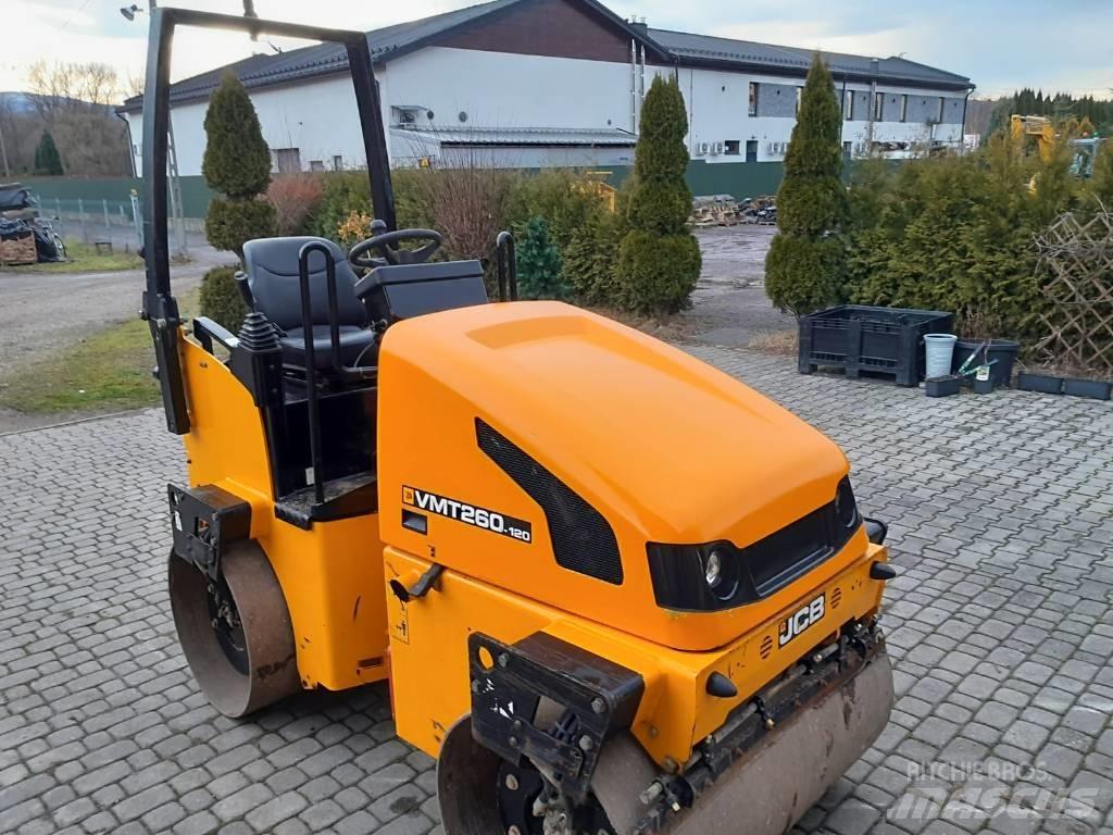JCB VMT 260-120 Valjci sa duplim bubnjem