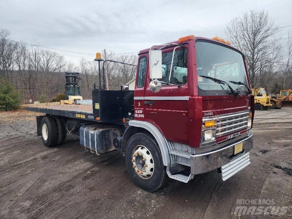 Mack MS200P Šleperi za vozila