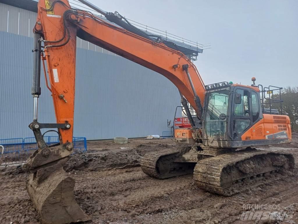 Doosan DX 225 LC-5 Bageri guseničari