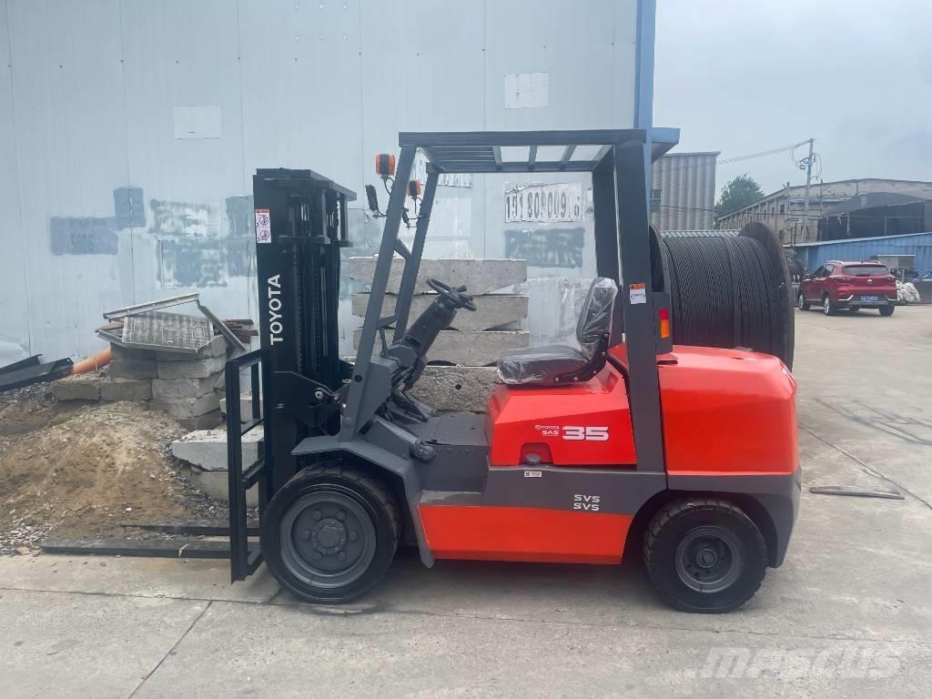 Toyota 3.5t Dizelski viljuškari