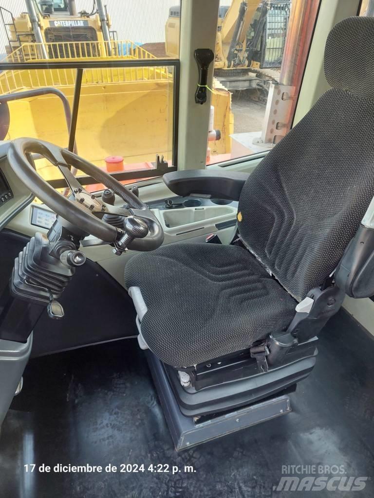 Doosan DA 40 Zglobni damperi