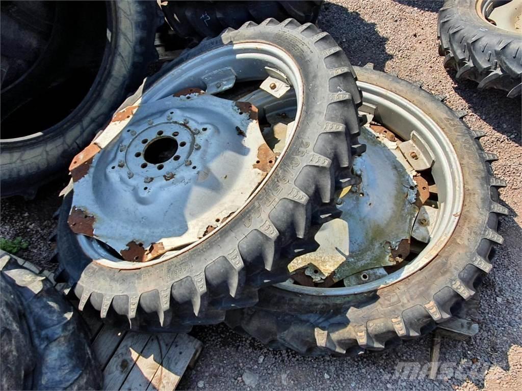 BKT 230/95R44 x2 Gume, točkovi i felne