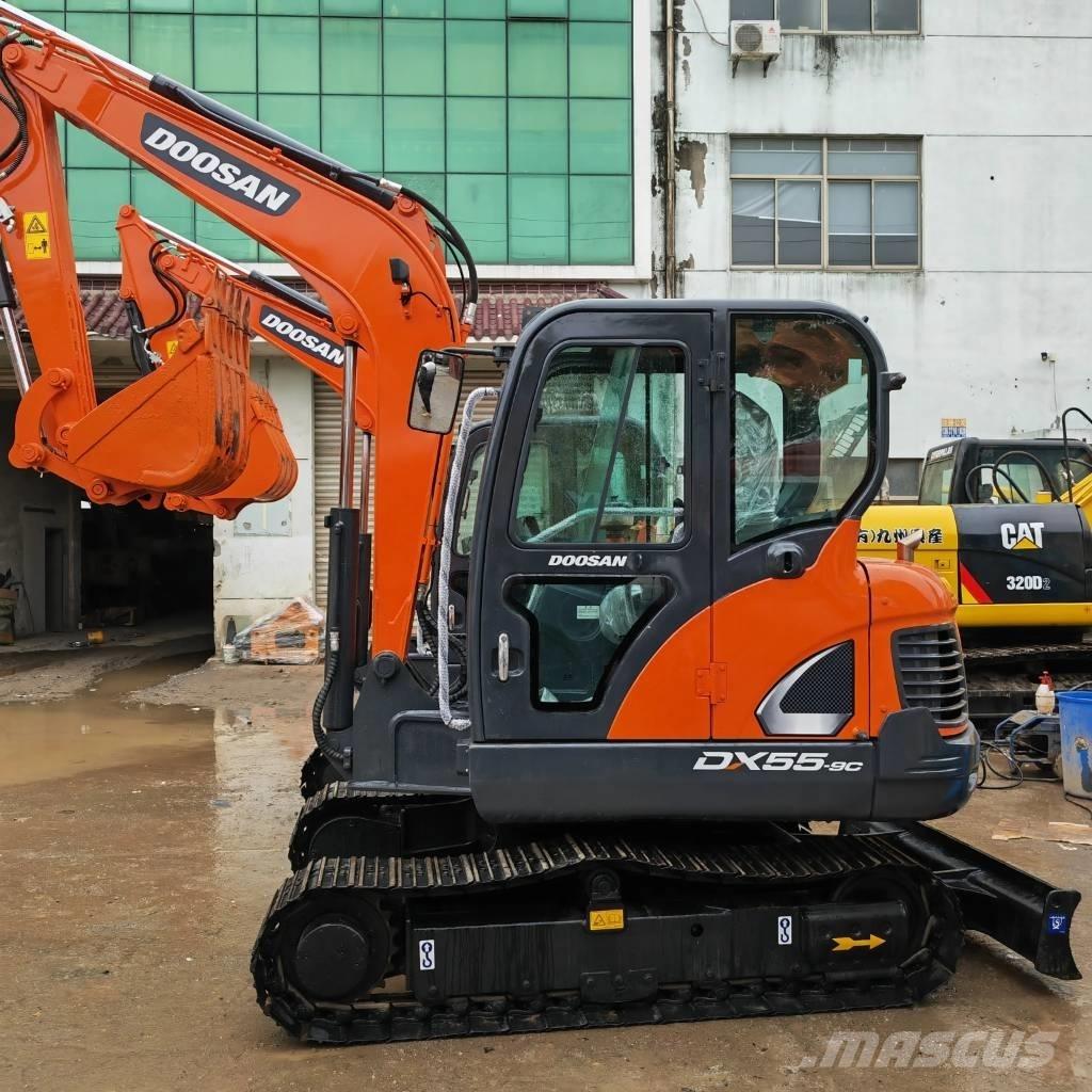 Doosan DX 55-9 C Bageri guseničari
